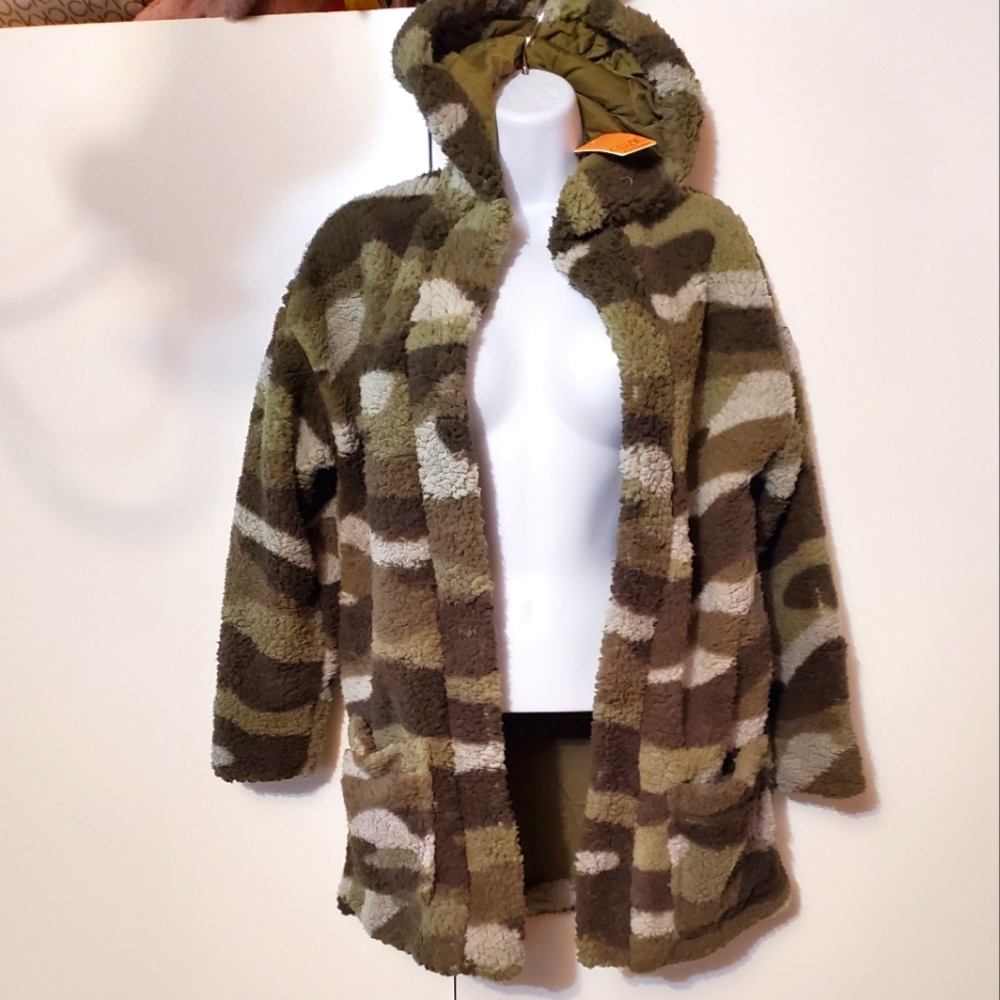NWT brand Pink Rose Camo Olive cardigan